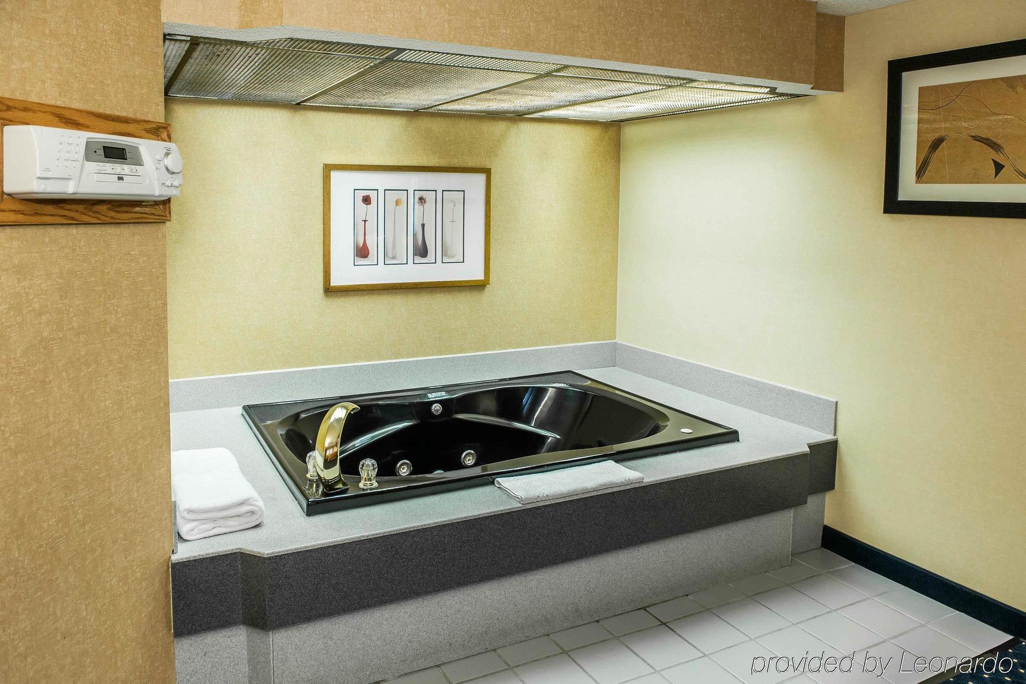 Quality Inn & Suites Гошен Экстерьер фото